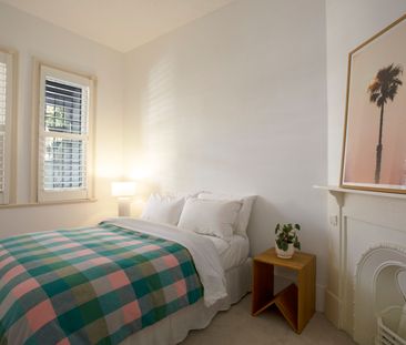Charm & Character filled Two Bedroom Terrace - Photo 2