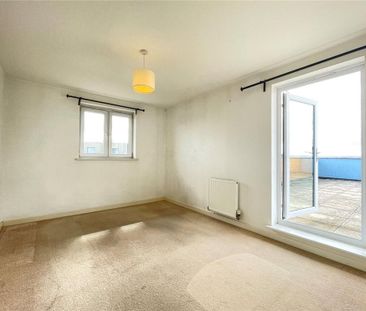 2 bedroom penthouse to rent - Photo 6