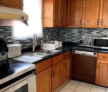 For Lease - 12 Blue Eagle Trail Unit# Room1, Toronto, Ontario - Photo 6