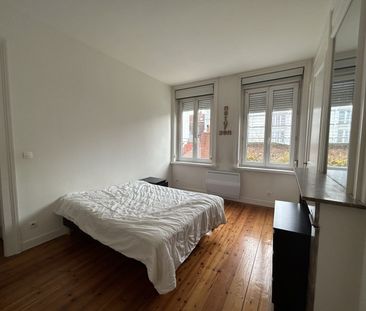 Location Appartement 2 pièces 40m² LILLE 59000 - Photo 2