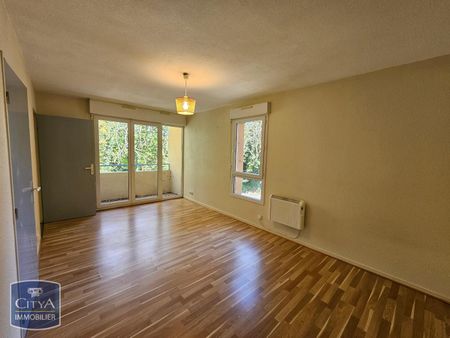 Location Appartement 1 pièce 27m² POITIERS 86000 - Photo 4