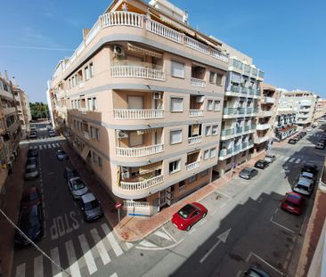 Ref. 7423 2 Bedroom Apartment in Torrevieja - Photo 6