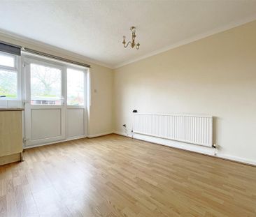 3 bedroom Town house to rent - Photo 6