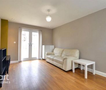 4 bedroom detached house to rent - Photo 4