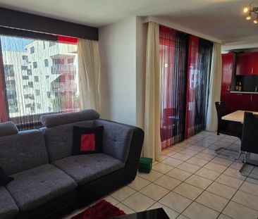 Appartement lumineux de 3,5 pièces en attique - Photo 2