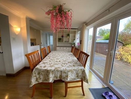 Colesbourne Road, Cheltenham, GL51 - Photo 3