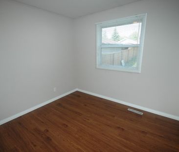 Beautiful Main Floor Suite in a Very Quiet St. Albert Neighborhood - Photo 5