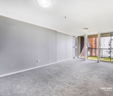 Spacious One Bedroom Unit in the Heart of Fairfield&excl; - Photo 6