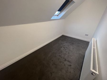 3 Bedroom Maisonette - Photo 5