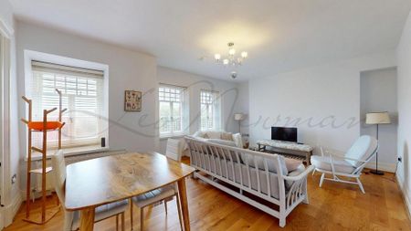 4 bedroom flat to rent - Photo 2