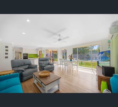86 Fiona Crescent, Lake Cathie, NSW 2445 - Photo 5
