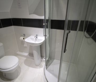 4 Bed Student Accommodation - Photo 5
