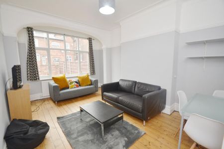 4 bedroom terraced house to rent - Photo 4