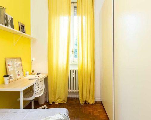 Via Sulmona, Milan, Lombardy 20139 - Photo 1