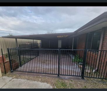 22 Watts Road, Shoalwater, WA 6169 - Photo 2