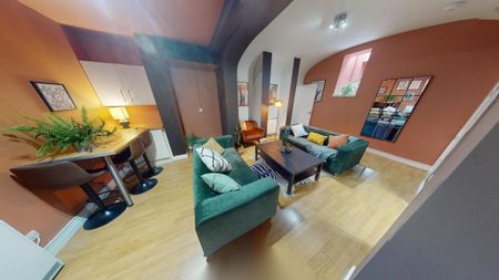 4 bedroom ground floor flat to rent - Photo 2