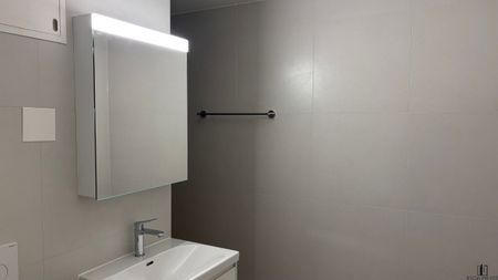 Appartement de 3.5 pièces rénové au 1er étage - Photo 2