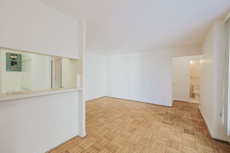 For Lease - 485 Kingston Road Unit# 311, Toronto, Ontario - Photo 3