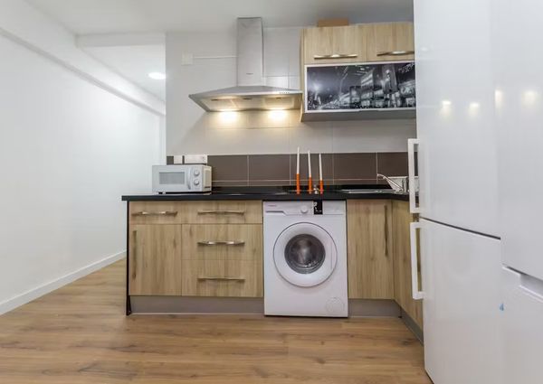 Calle Lozano de Torres, Málaga, Andalusia 29013