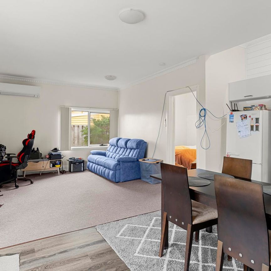 1 Bedroom, Close to Town - Photo 1