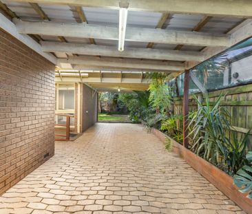 Spacious 4-Bedroom Home in Epping - Photo 2