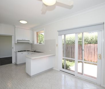 2/1 Asquith Street, Kew - Photo 3