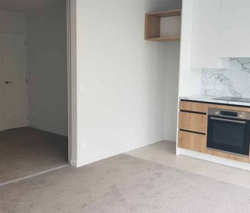 Brand new one bedroom apartment - Photo 3