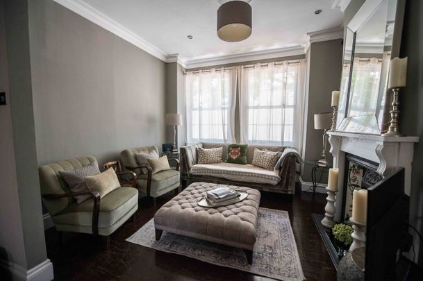 5 Bed Terraced House, Hazlebury Road, SW6 - Photo 1