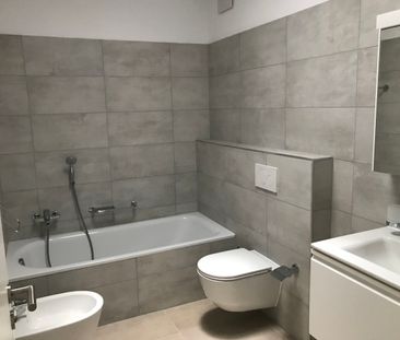 AFFITTASI A LODRINO LUMINOSO APPARTAMENTO DI 3.5 LOCALI - Foto 4