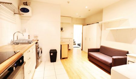 Barking Rd, Plaistow, London E13 - Photo 4