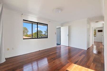 Renovated Family Home with Spacious Yard and ample storage - Photo 2