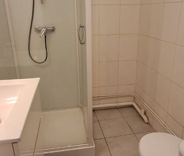 Location Appartement 2 pièces 40m² - Photo 2