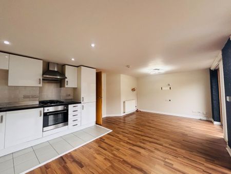 Lochburn Gardens, 2/1, Glasgow, Maryhill, G20 0SL - Photo 2