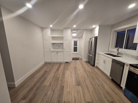 For Lease - 397 Welland Street, Port Colborne, Ontario - Photo 5