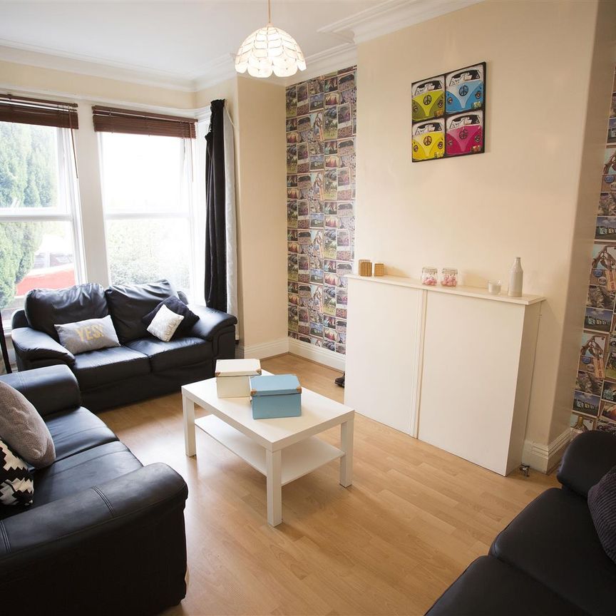 Ash Road, Headingley, LS6 3HD, Leeds - Photo 1