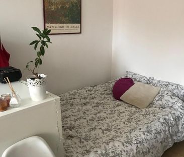 Location Appartement 1 pièce 23m² LYON 7ème - Photo 1