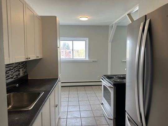 For Lease - 220 Ashland Avenue Unit# 33, London East, Ontario - Photo 1