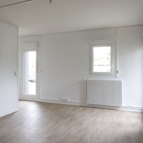 Location Appartement Studio 35 m² AVON - Photo 1