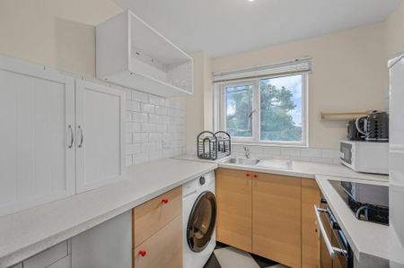 Studio to rent - Photo 5