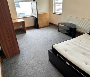 Price £1,200 pcm - Under Offer - Photo 3