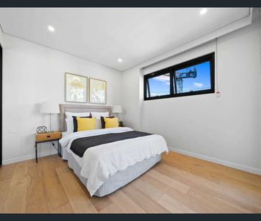 Modern & Stylish Apartment | Prime Epping Location | Walk to Station - Photo 2