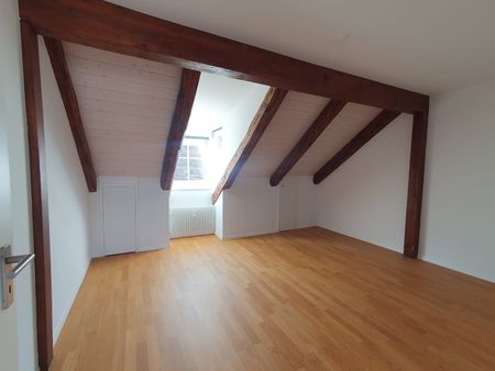 "Maisonette-Wohnung in Wil mit schöner Weitsicht" - Photo 3