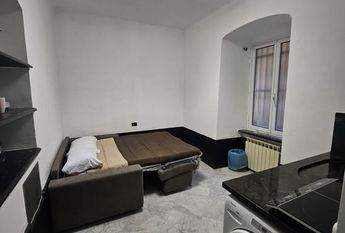 Via via casaregis, Genova, Liguria 16131