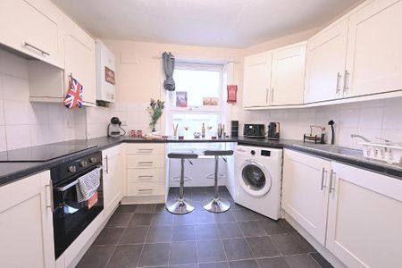 Room in a Shared Flat, Tottenham Lane, N8 - Photo 2