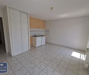 Location Appartement 1 pièce 24m² ANGOULEME 16000 - Photo 2