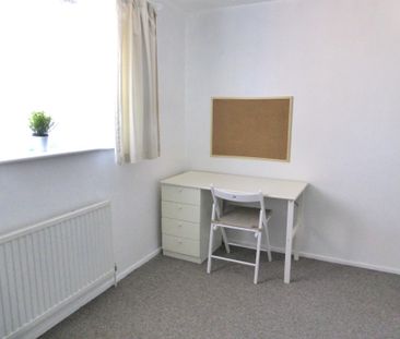 Two Bedroom House TO LET In Cambridge - Photo 1