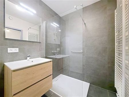 Appartement te huur - Foto 4