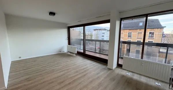 Avenue de Saint-Pierre 77 22, 7000 Mons, België - Photo 1