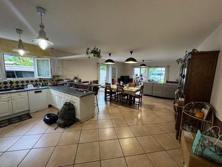 Location Maison 5 pièces 160m² MERIGNAC 33700 - Photo 2