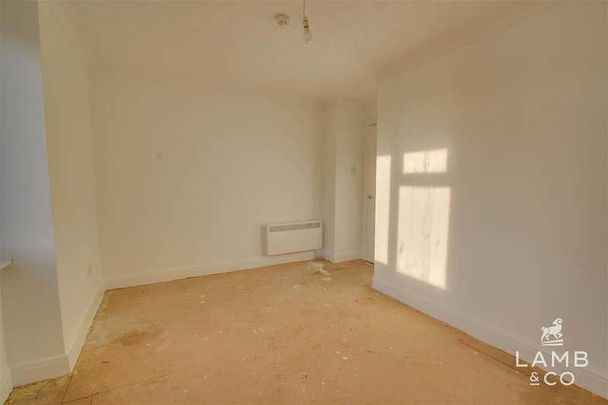 Penfold Road, Clacton-on-sea, CO15 - Photo 1